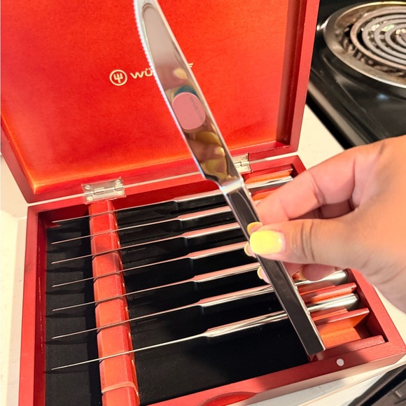 Wusthof Red and Black Steak Knife Set